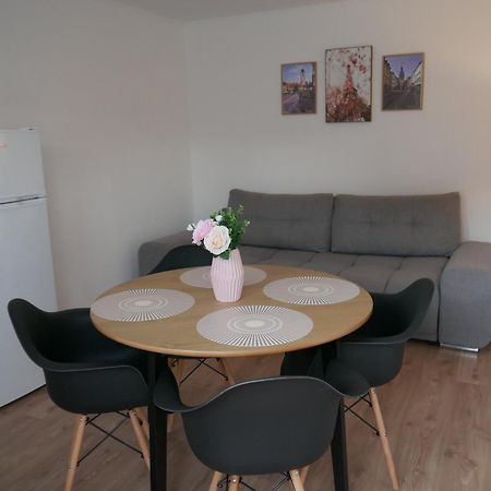 סיביו Free Garage In The Center-Delicia 4 Studio! מראה חיצוני תמונה
